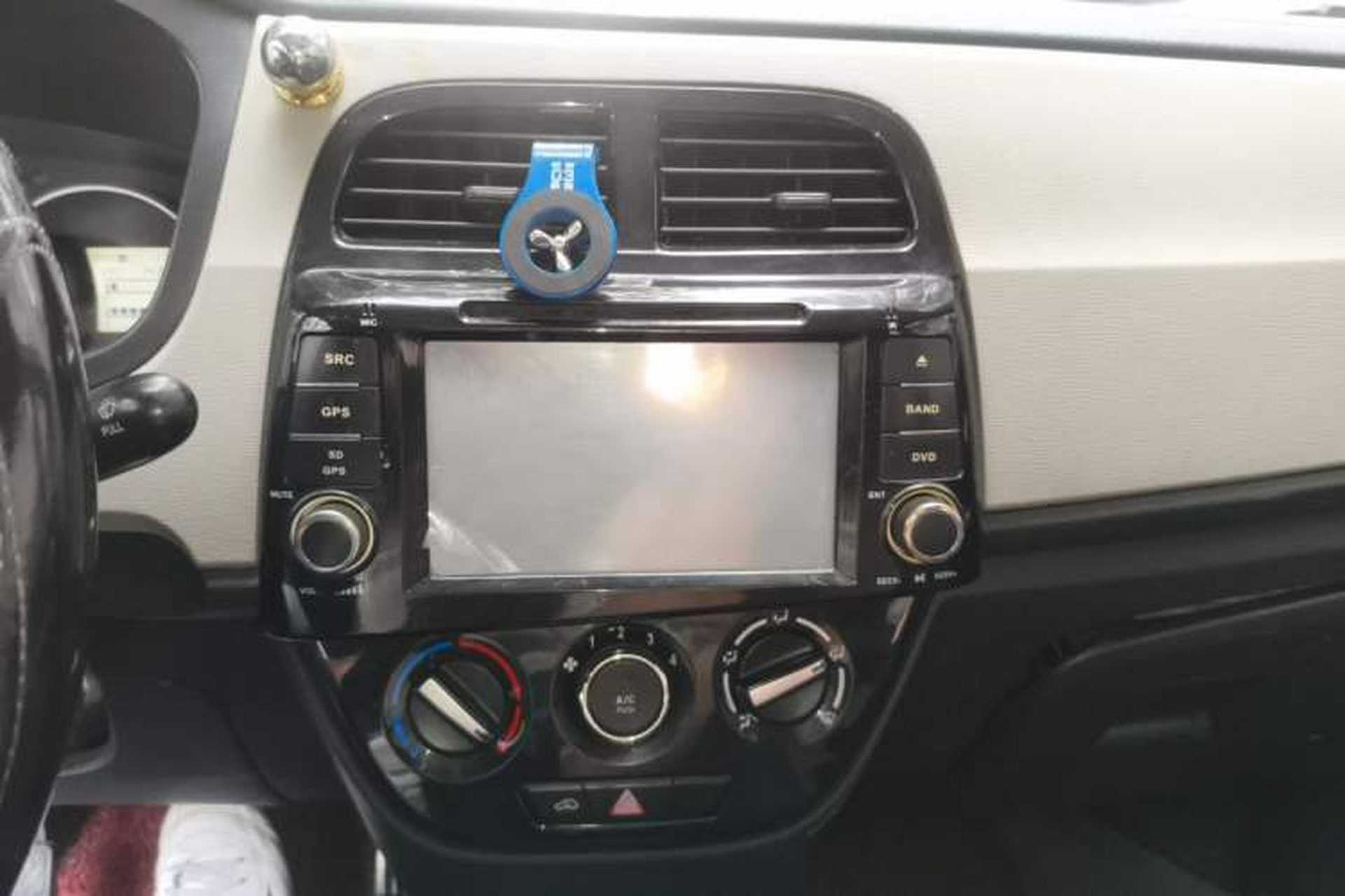 Used CHANGAN OSHAN Olisway 2013 1.2L Manual Comfort Model Audio And AC Panel