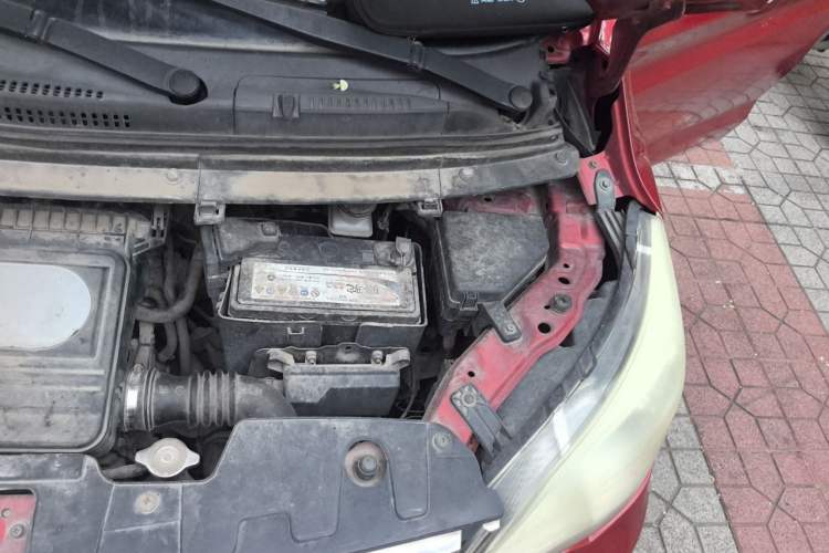 Used CHANGAN OSHAN Olisway 2013 1.2L Manual Elite Model Engine Bay Left