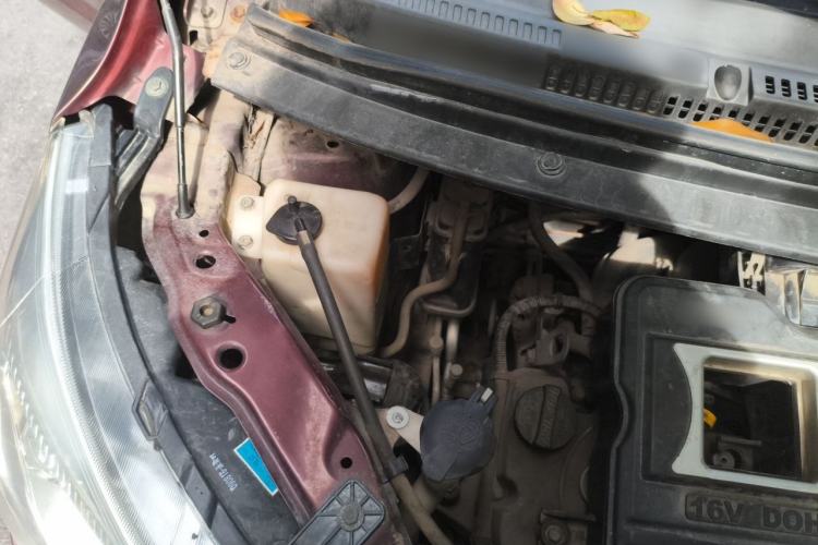 Used CHANGAN OSHAN Olisway 2013 1.2L Manual Comfort Model Engine Bay Right
