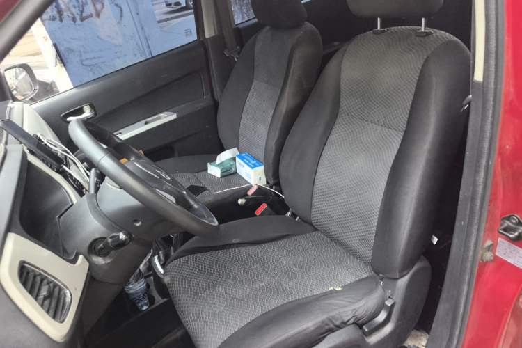 Used CHANGAN OSHAN Olisway 2013 1.2L Manual Elite Model Left Front Seat