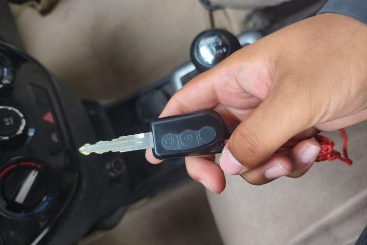 Used CHANGAN OSHAN Olisway 2013 1.2L Manual Comfort Model Vehicle Key