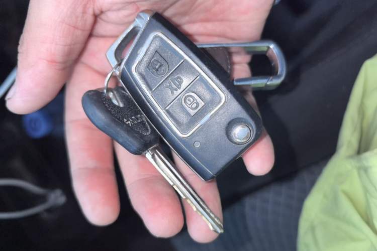 Used CHANGAN OSHAN Olisway 2013 1.2L Manual Elite Model Vehicle Key