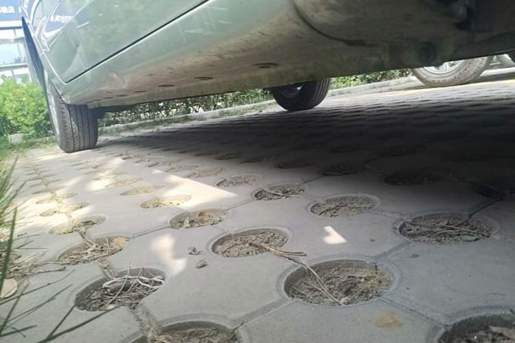 Used CHANGAN OSHAN Olisway 2013 1.2L Manual Comfort Model Chassis Front Right