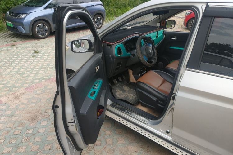 Used CHANGAN OSHAN Olisway 2013 1.2L Manual Comfort Model Driver Seat