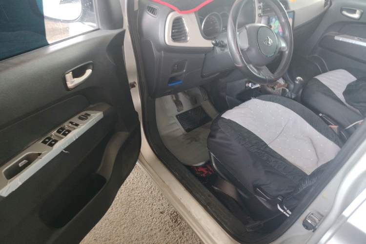 Used CHANGAN OSHAN Olisway 2013 1.2L Manual Elite Model Driver Seat