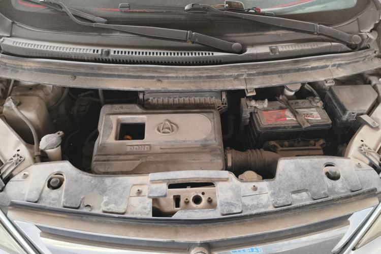 Used CHANGAN OSHAN Olisway 2013 1.2L Manual Elite Model Engine Bay