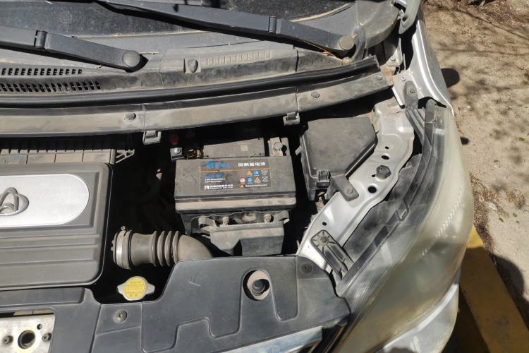 Used CHANGAN OSHAN Olisway 2013 1.2L Manual Comfort Model Engine Bay Left
