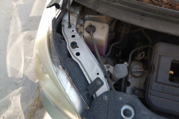 Used CHANGAN OSHAN Olisway 2013 1.2L Manual Elite Model Engine Bay Right