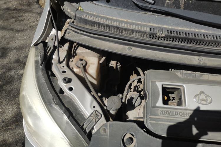 Used CHANGAN OSHAN Olisway 2013 1.2L Manual Comfort Model Engine Bay Right
