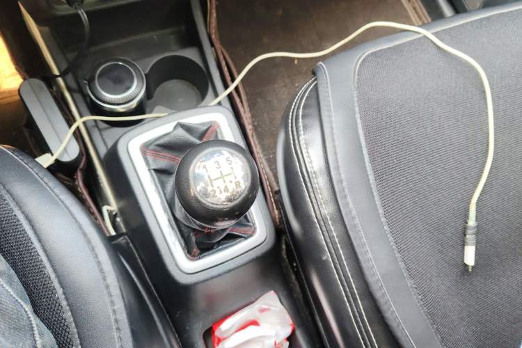 Used CHANGAN OSHAN Olisway 2013 1.2L Manual Elite Model Gear Lever