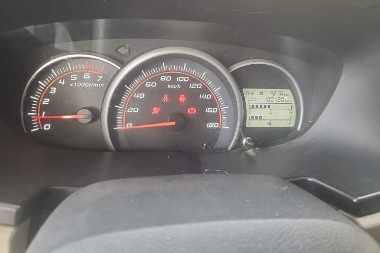Used CHANGAN OSHAN Olisway 2013 1.2L Manual Elite Model Odometer Close Up