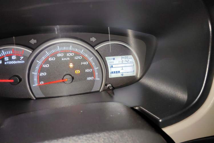 Used CHANGAN OSHAN Olisway 2013 1.4L Manual Jingxiang Model Odometer Close Up