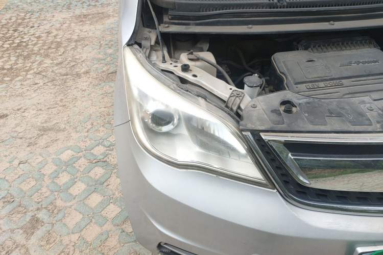 Used CHANGAN OSHAN Olisway 2013 1.2L Manual Comfort Model Right Front Headlight