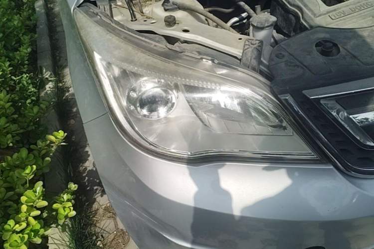 Used CHANGAN OSHAN Olisway 2013 1.2L Manual Comfort Model Right Front Headlight