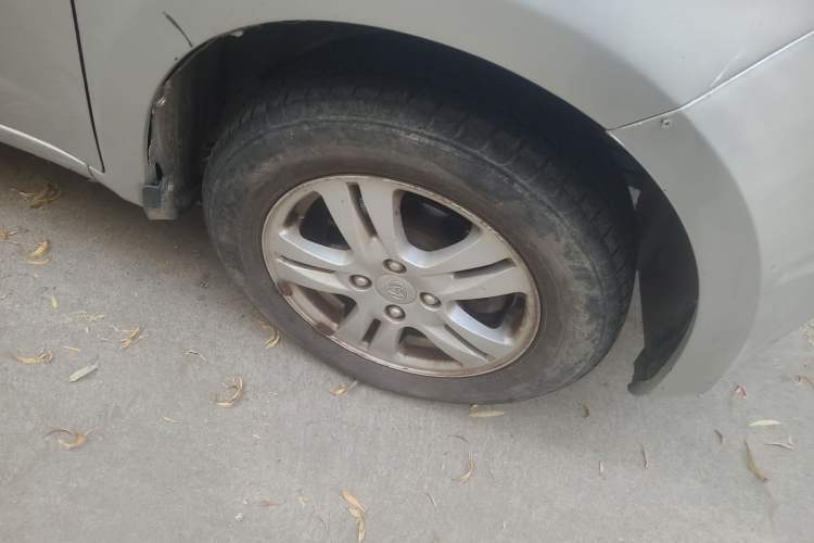 Used CHANGAN OSHAN Olisway 2013 1.2L Manual Elite Model Right Front Wheel Hub