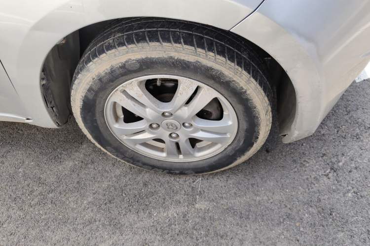 Used CHANGAN OSHAN Olisway 2013 1.2L Manual Elite Model Right Front Wheel Hub