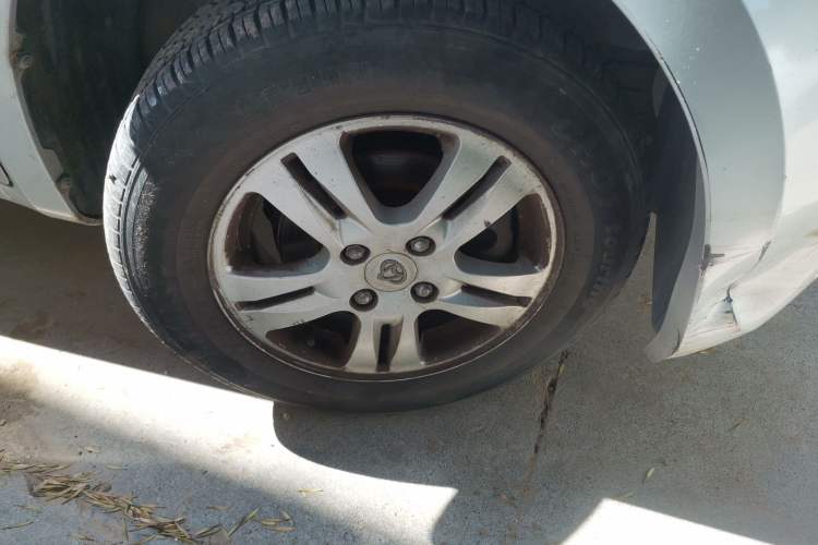 Used CHANGAN OSHAN Olisway 2013 1.2L Manual Elite Model Right Front Wheel Hub