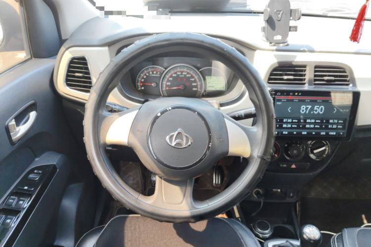 Used CHANGAN OSHAN Olisway 2013 1.2L Manual Elite Model Steering Wheel