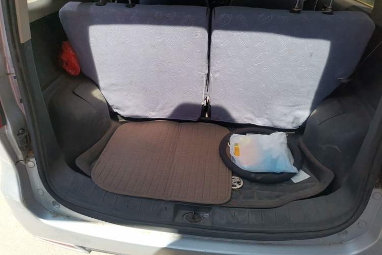 Used CHANGAN OSHAN Olisway 2013 1.2L Manual Elite Model Trunk