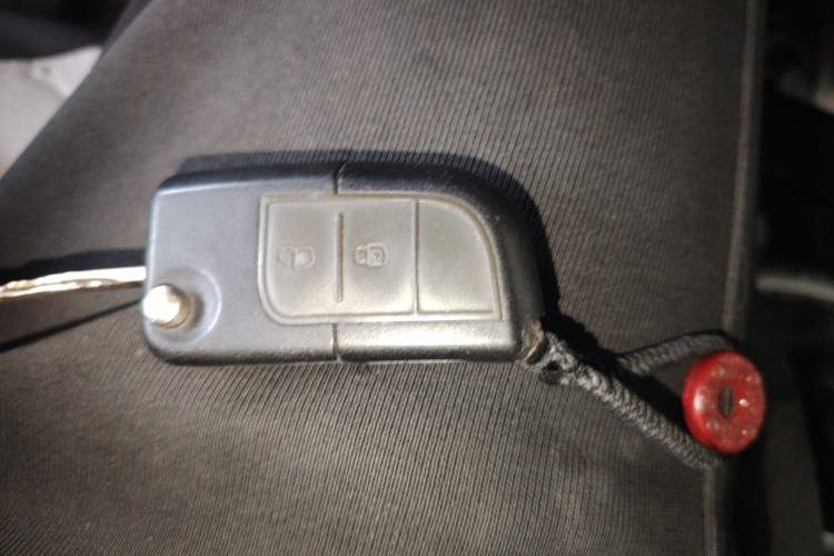 Used CHANGAN OSHAN Olisway 2013 1.2L Manual Elite Model Vehicle Key