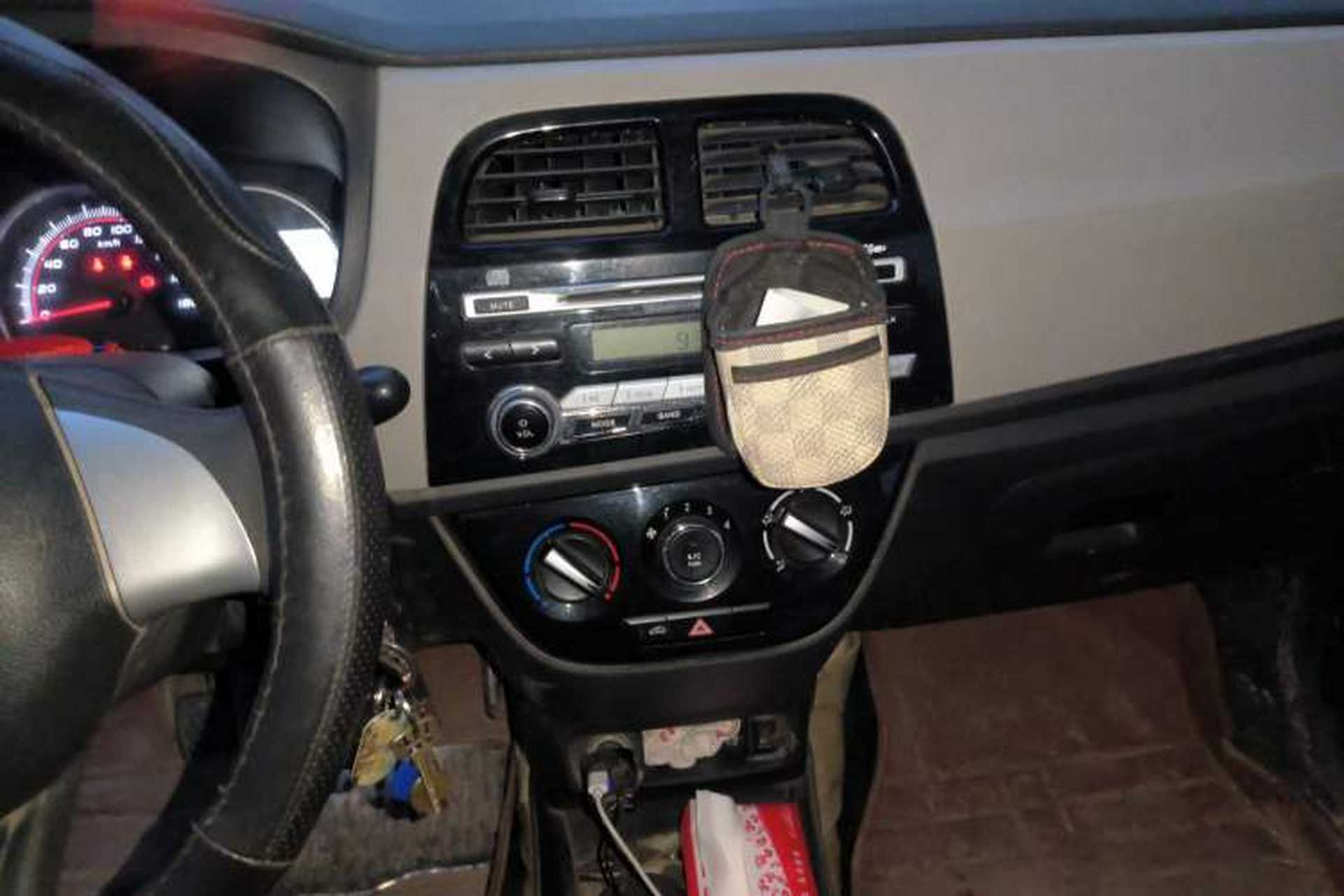 Used CHANGAN OSHAN Olisway 2013 1.2L Manual Comfort Model Audio And AC Panel