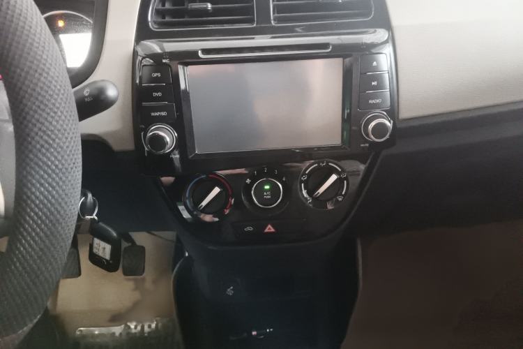 Used CHANGAN OSHAN Olisway 2013 1.2L Manual Elite Model Audio And AC Panel