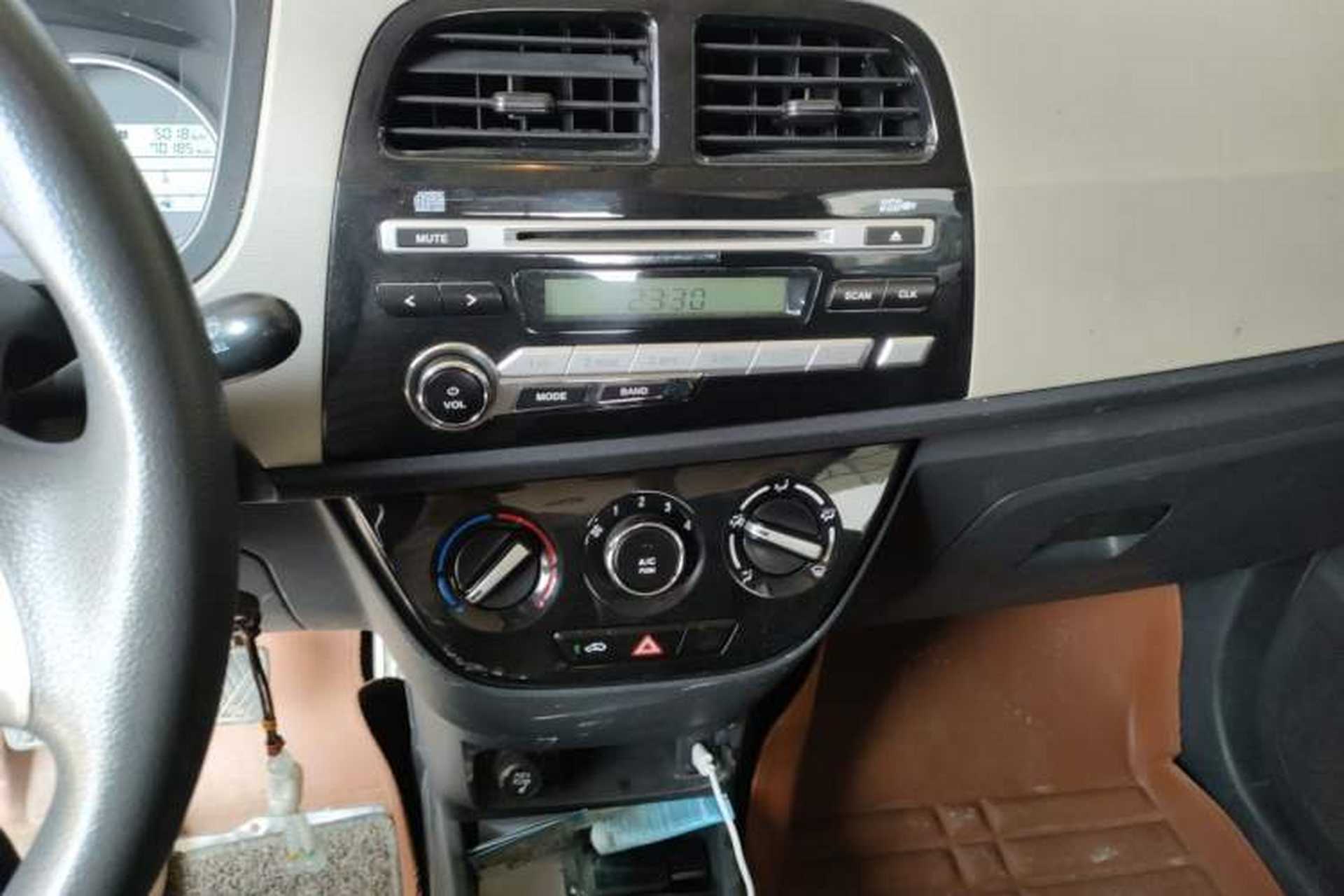 Used CHANGAN OSHAN Olisway 2013 1.2L Manual Elite Model Audio And AC Panel
