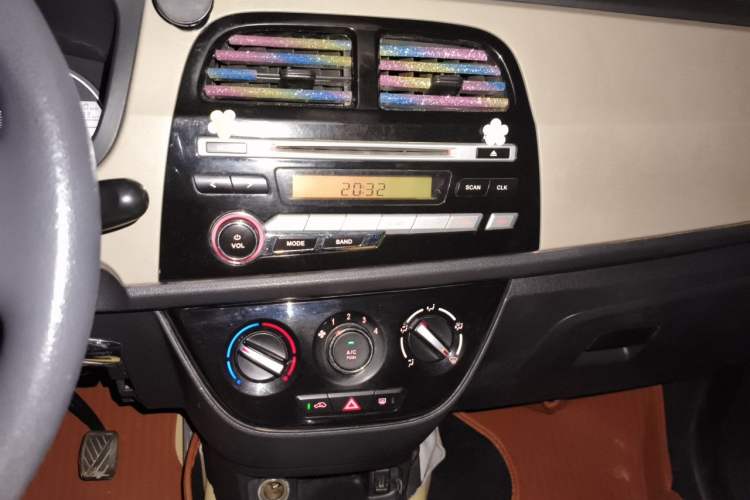 Used CHANGAN OSHAN Olisway 2013 1.4L Manual Jingxiang Model Audio And AC Panel