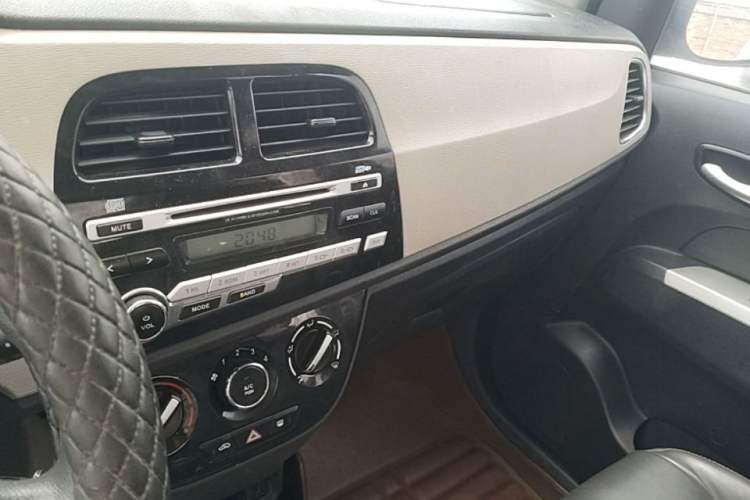 Used CHANGAN OSHAN Olisway 2013 1.4L Manual Jingxiang Model Audio And AC Panel