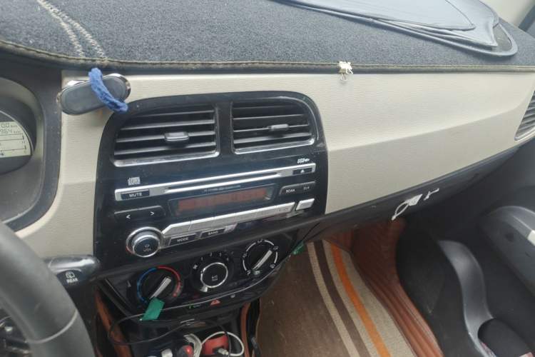 Used CHANGAN OSHAN Olisway 2013 1.4L Manual Jingxiang Model Audio And AC Panel