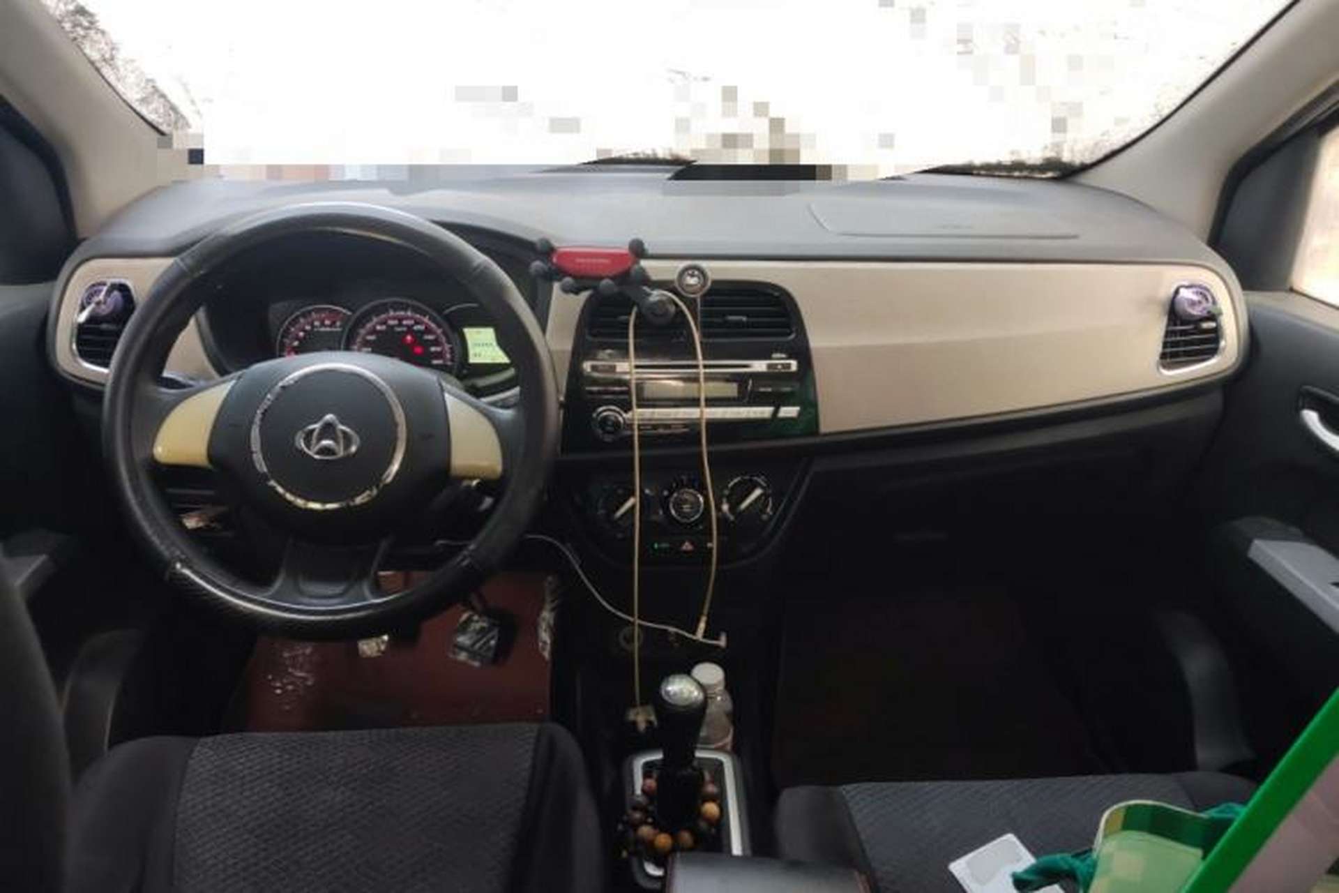 Used CHANGAN OSHAN Olisway 2013 1.4L Manual Jingxiang Model Center Console
