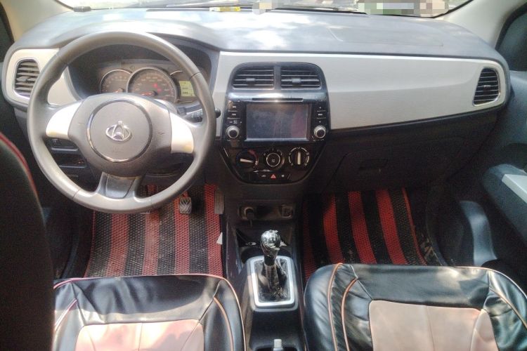 Used CHANGAN OSHAN Olisway 2013 1.4L Manual Jingxiang Model Center Console