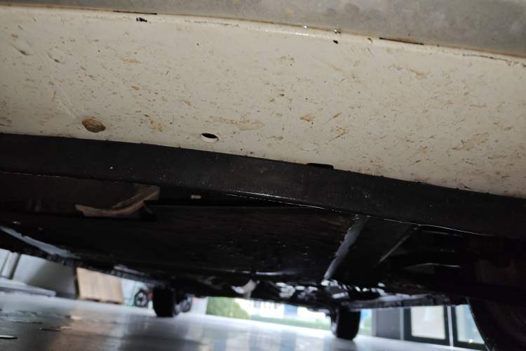 Used CHANGAN OSHAN Olisway 2013 1.4L Manual Jingxiang Model Chassis Front