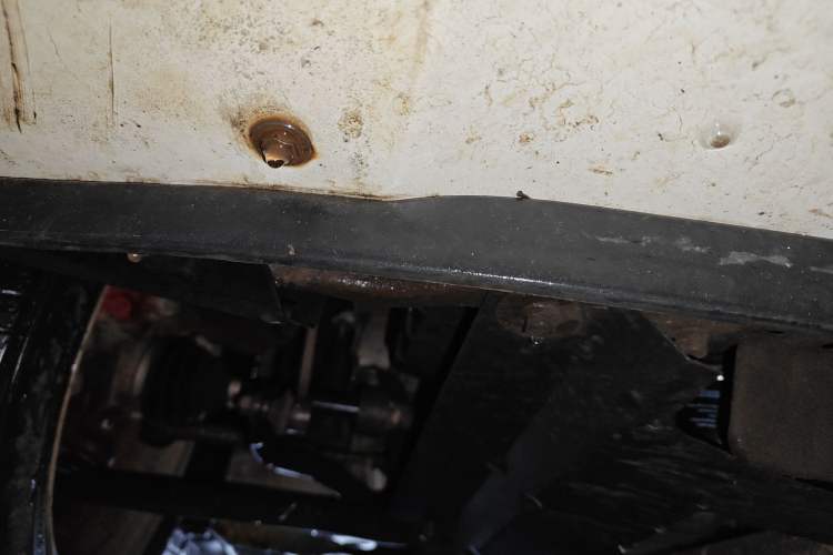 Used CHANGAN OSHAN Olisway 2013 1.4L Manual Jingxiang Model Chassis Front Right