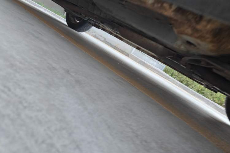 Used CHANGAN OSHAN Olisway 2013 1.4L Manual Jingxiang Model Chassis Front Right