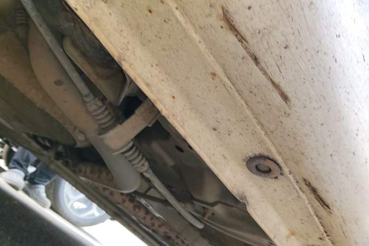 Used CHANGAN OSHAN Olisway 2013 1.2L Manual Elite Model Chassis Rear Right