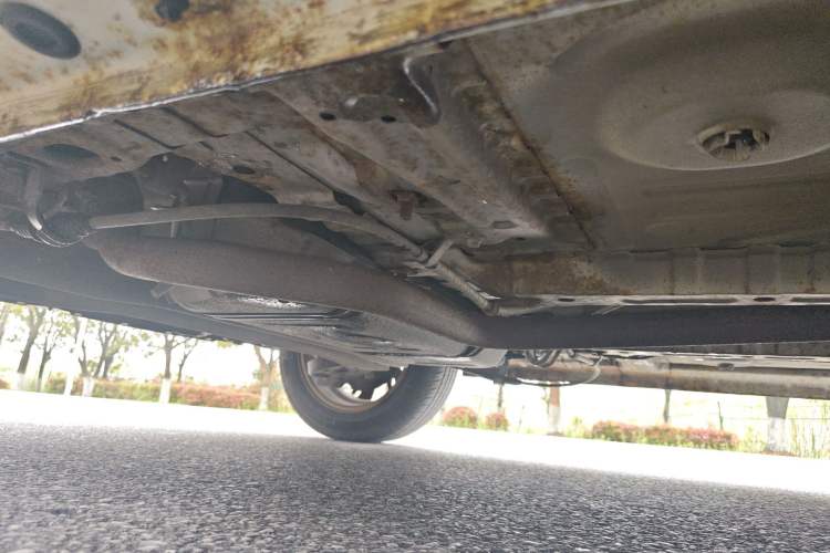 Used CHANGAN OSHAN Olisway 2013 1.4L Manual Jingyue Model Chassis Rear Right
