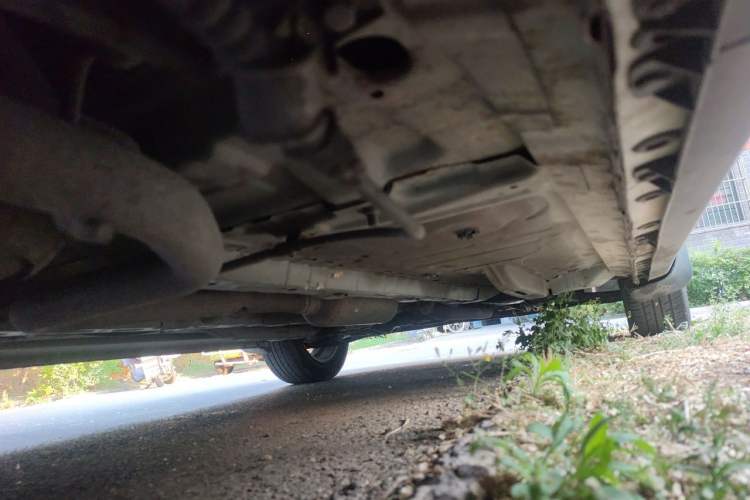 Used CHANGAN OSHAN Olisway 2013 1.4L Manual Jingxiang Model Chassis Rear Right