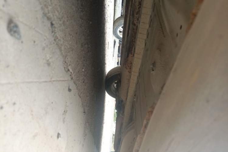 Used CHANGAN OSHAN Olisway 2013 1.4L Manual Jingxiang Model Chassis Rear Right