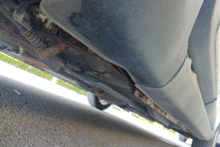 Used CHANGAN OSHAN Olisway 2013 1.4L Manual Jingxiang Model Chassis Rear Right