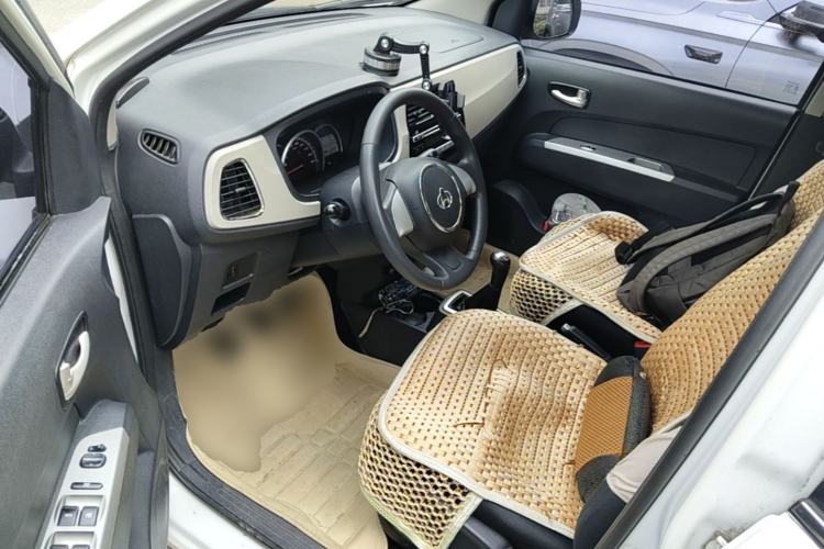 Used CHANGAN OSHAN Olisway 2013 1.2L Manual Elite Model Driver Seat