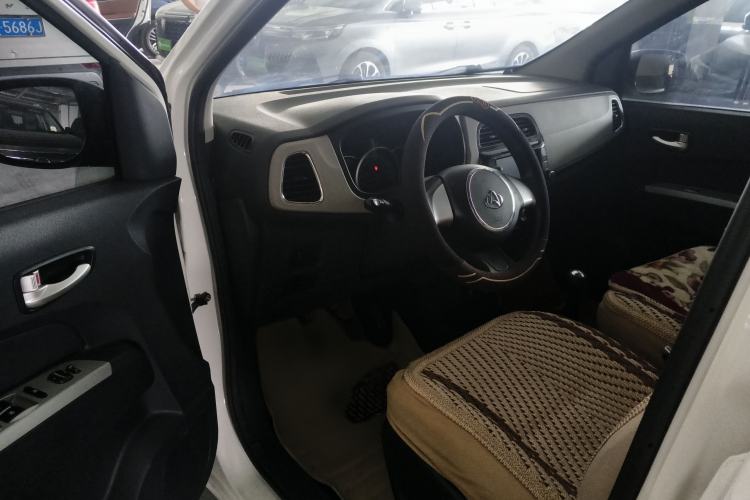 Used CHANGAN OSHAN Olisway 2013 1.2L Manual Elite Model Driver Seat