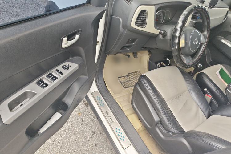 Used CHANGAN OSHAN Olisway 2013 1.4L Manual Jingyue Model Driver Seat