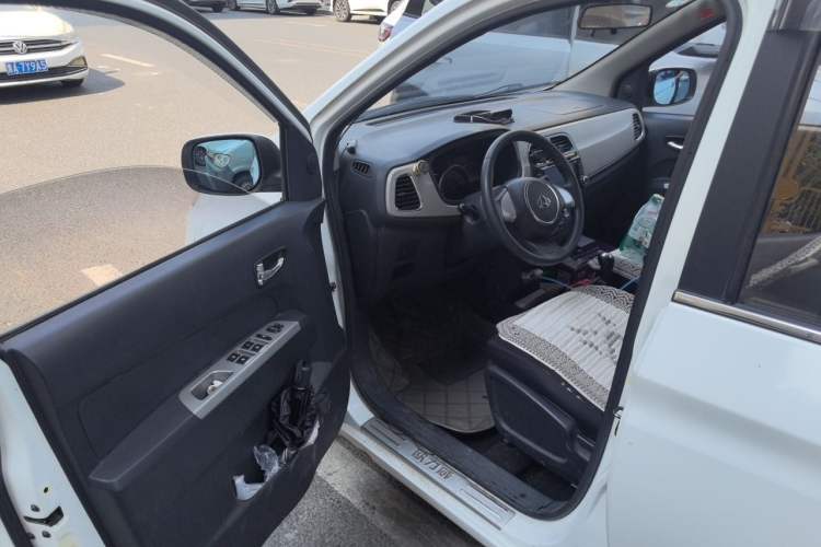 Used CHANGAN OSHAN Olisway 2013 1.2L Manual Elite Model Driver Seat