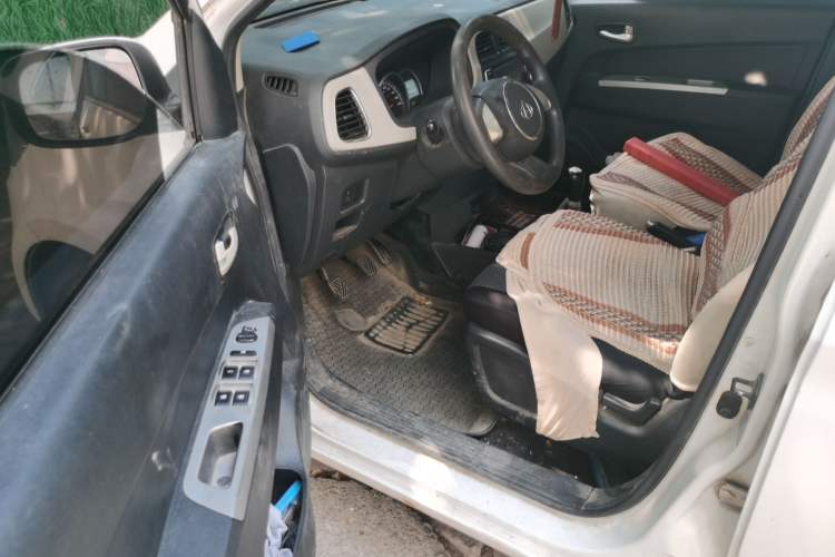 Used CHANGAN OSHAN Olisway 2013 1.2L Manual Elite Model Driver Seat