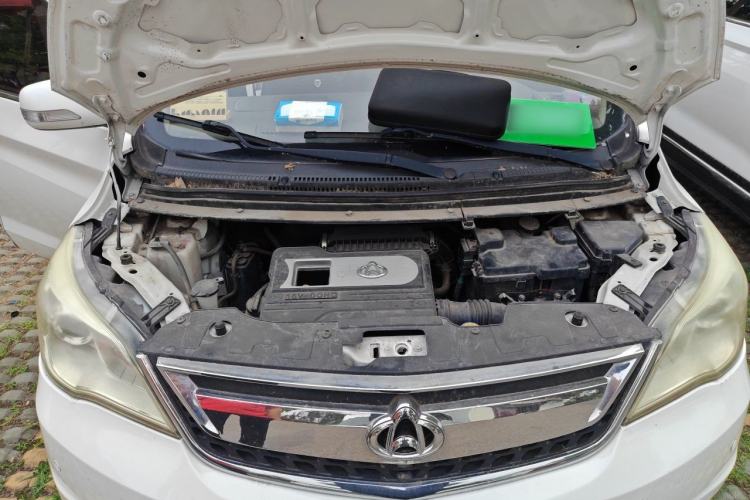 Used CHANGAN OSHAN Olisway 2013 1.2L Manual Elite Model Engine Bay