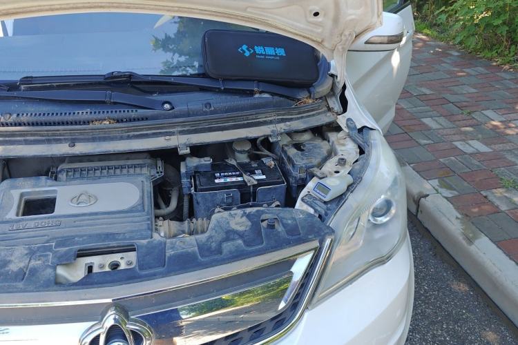 Used CHANGAN OSHAN Olisway 2013 1.2L Manual Elite Model Engine Bay Left