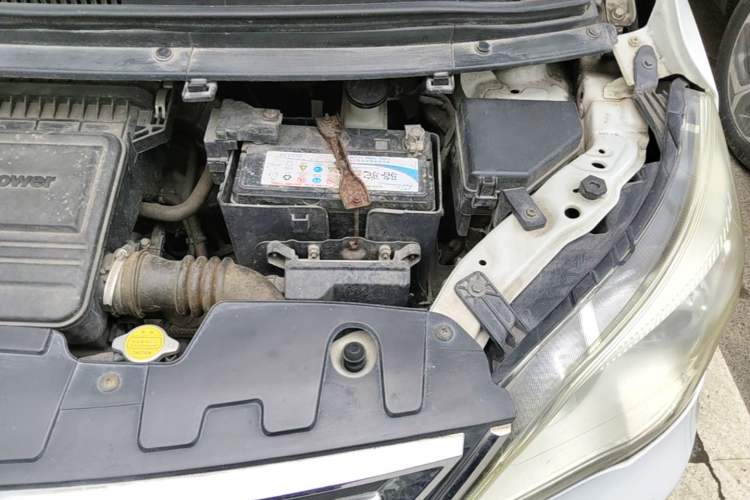 Used CHANGAN OSHAN Olisway 2013 1.2L Manual Elite Model Engine Bay Left