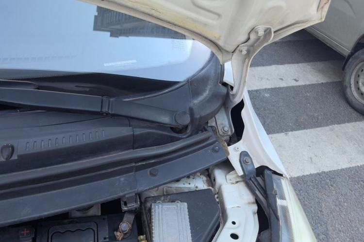 Used CHANGAN OSHAN Olisway 2013 1.2L Manual Elite Model Engine Bay Left