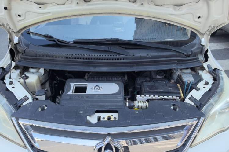 Used CHANGAN OSHAN Olisway 2013 1.2L Manual Elite Model Engine Bay